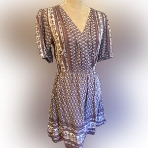 Urban Outfitters Boho V-Neck Printed Mini Dress in Plum